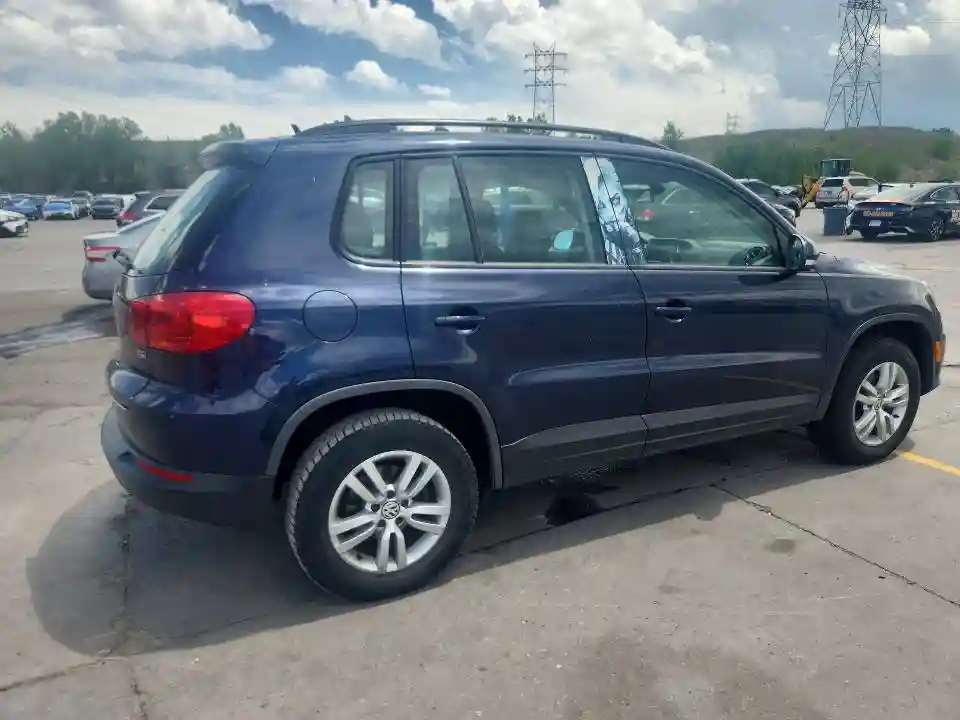 WVGAV7AX9GW514829 2016 VOLKSWAGEN TIGUAN-2