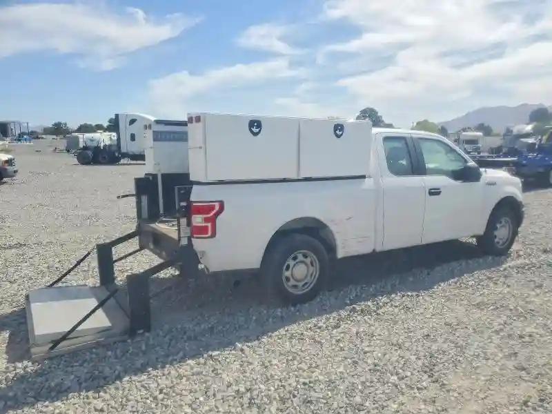 1FTEX1C51JKF23337 2018 FORD F150-3