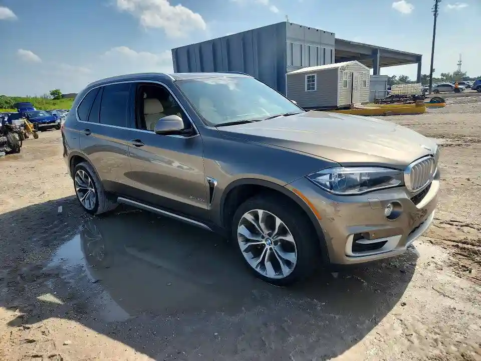 5UXKT0C30H0S81684 2017 BMW X5-3