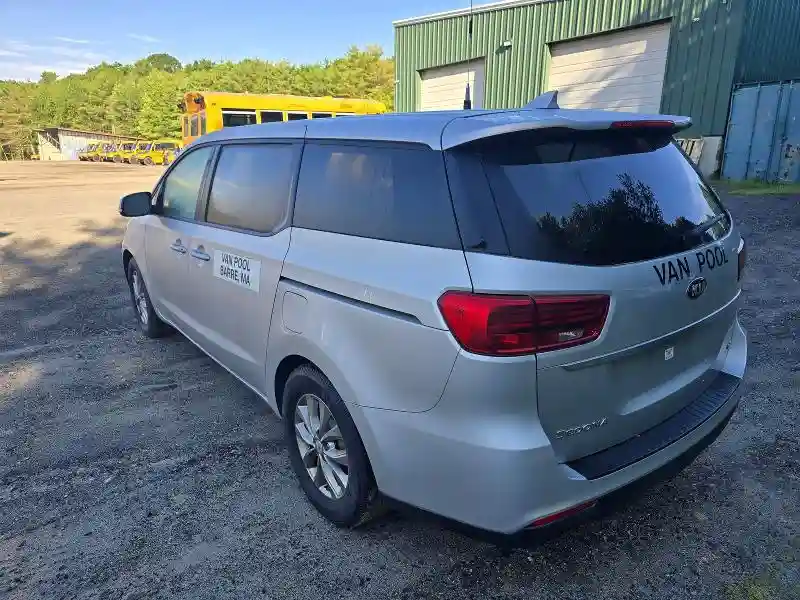 KNDMB5C12K6566576 2019 KIA SEDONA-2
