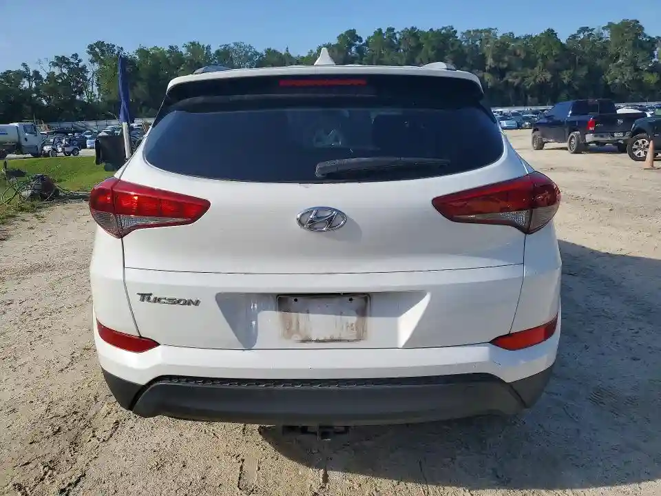 KM8J33A40JU665677 2018 HYUNDAI TUCSON-5