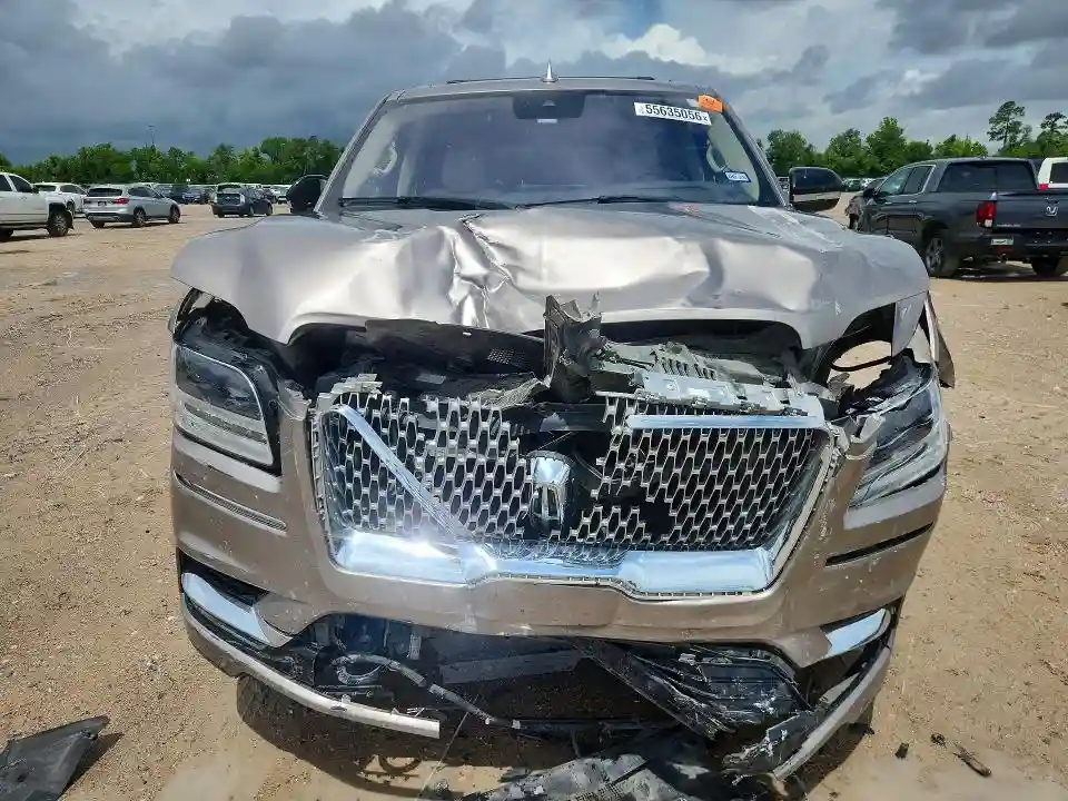 5LMJJ3LT3JEL15705 2018 LINCOLN NAVIGATOR-4