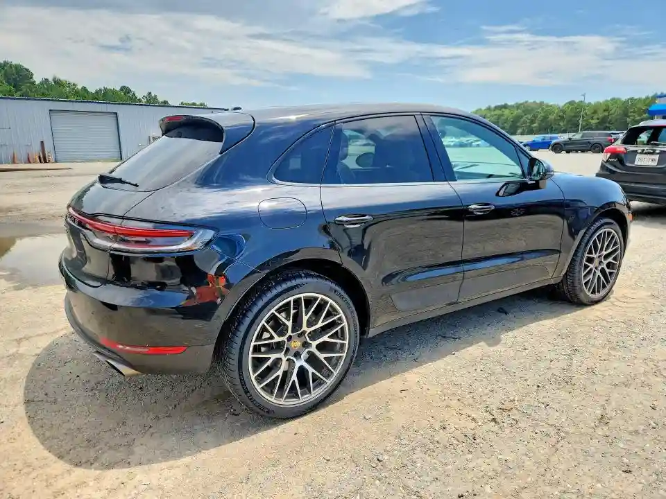 WP1AB2A50KLB33989 2019 PORSCHE MACAN-2