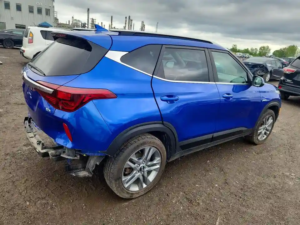 KNDEUCAA0M7119733 2021 KIA SELTOS-2