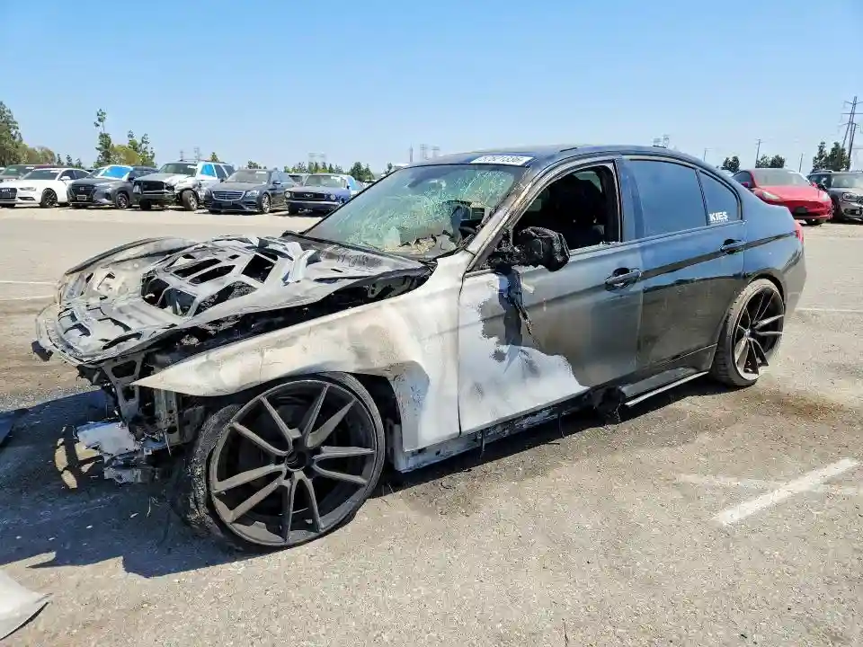 WBA8B9G34HNU55818 2017 BMW 3 SERIES-0