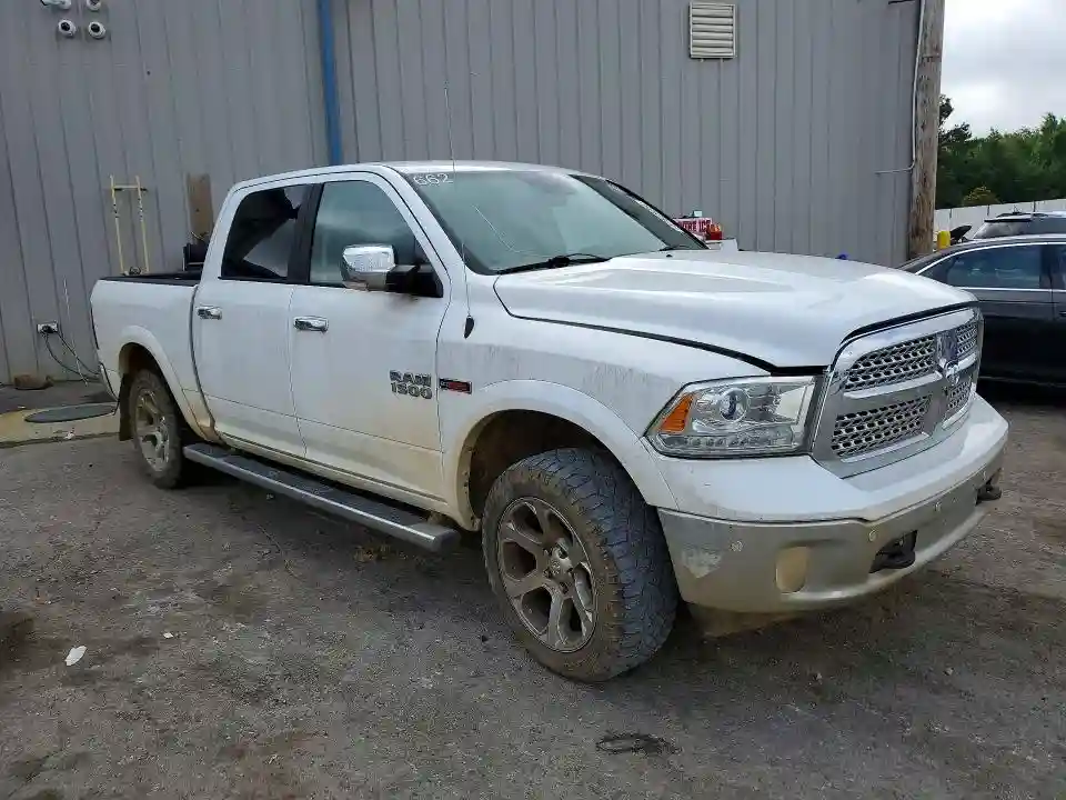 1C6RR7NM8GS100421 2016 RAM 1500-3