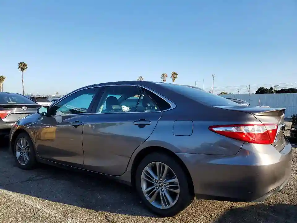 4T1BF1FK6HU314726 2017 TOYOTA CAMRY-1