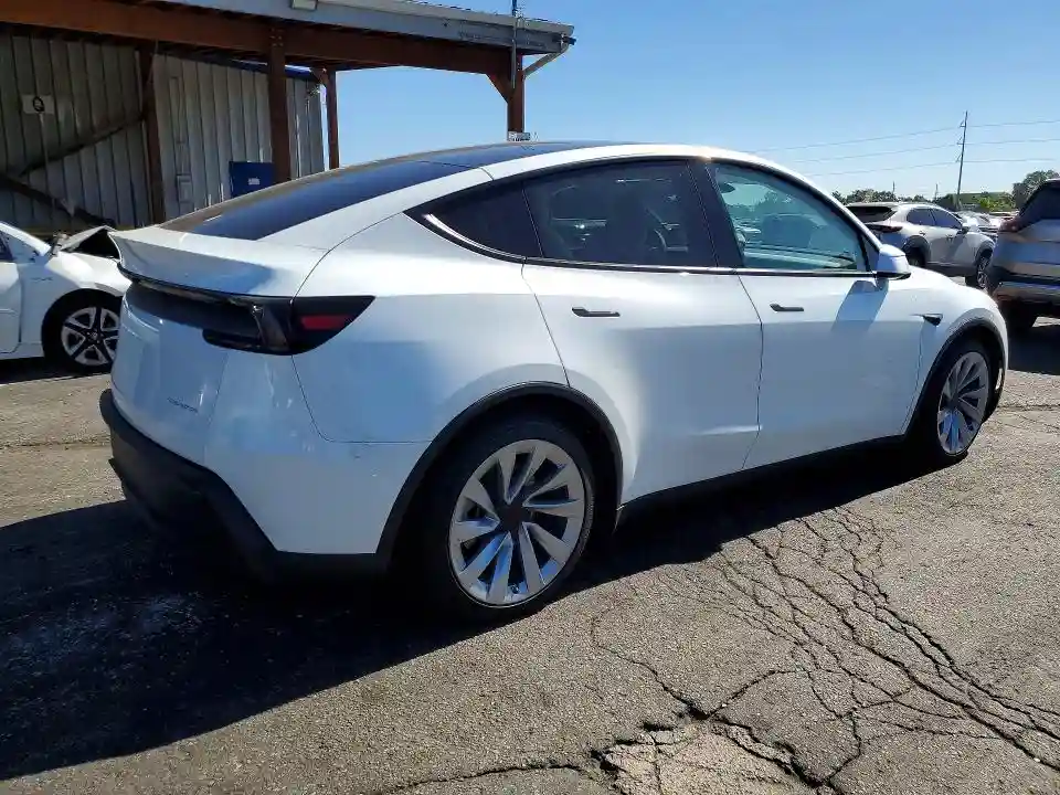 7SAYGDEE1TF336307 2026 TESLA MODEL Y-2