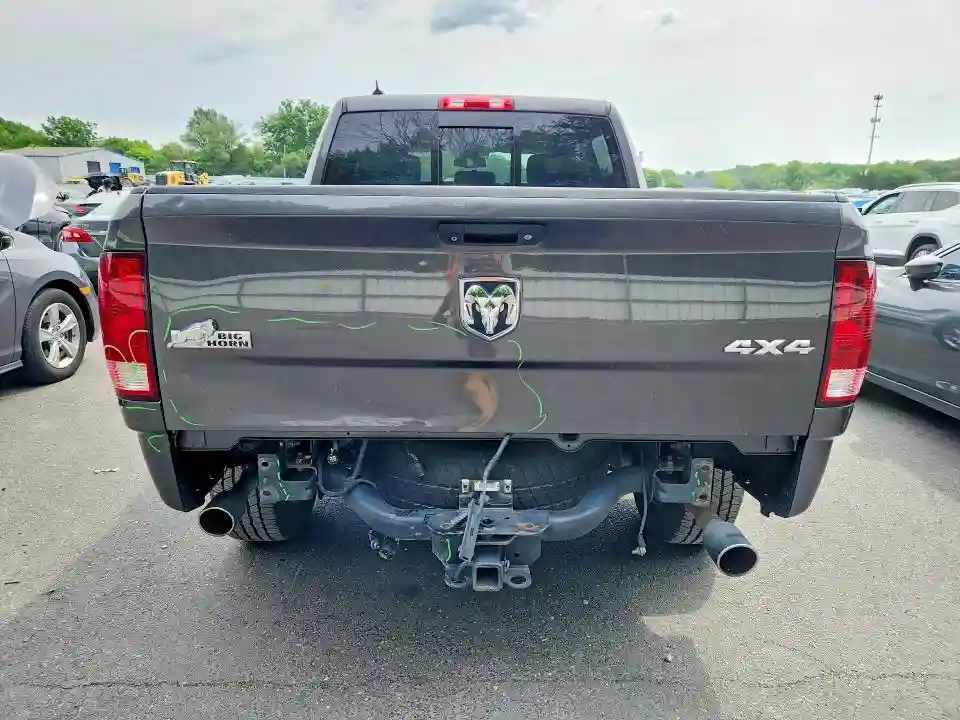 1C6RR7LT0JS284755 2018 RAM 1500-5