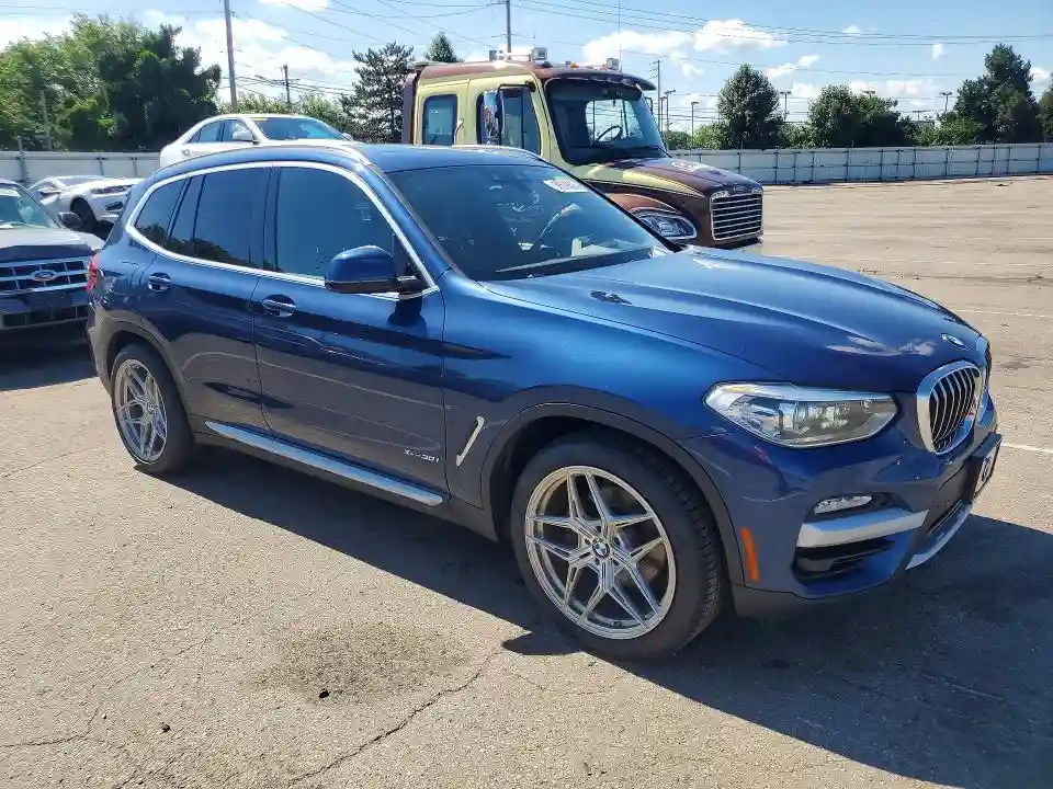 5UXTR9C5XJLC69364 2018 BMW X3-3