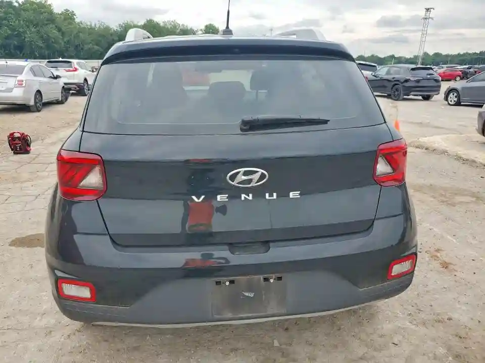 KMHRC8A34RU315388 2024 HYUNDAI VENUE-5