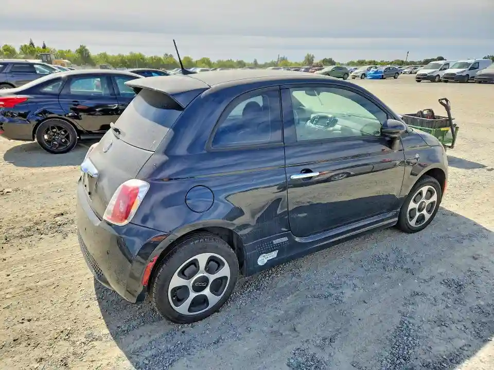 3C3CFFGE4GT193111 2016 FIAT 500-2