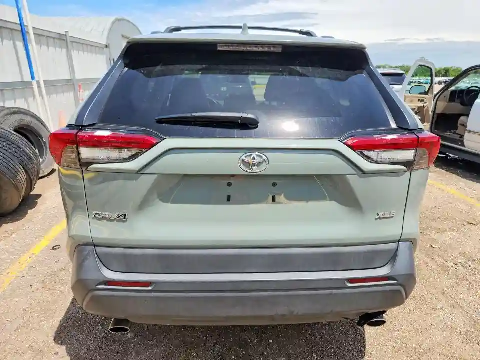 2T3C1RFV6KW011794 2019 TOYOTA RAV4-5