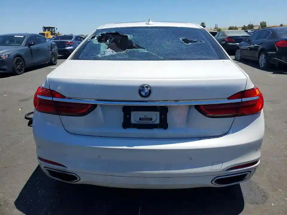 WBA7E2C50GG548131 2016 BMW 7 SERIES-5