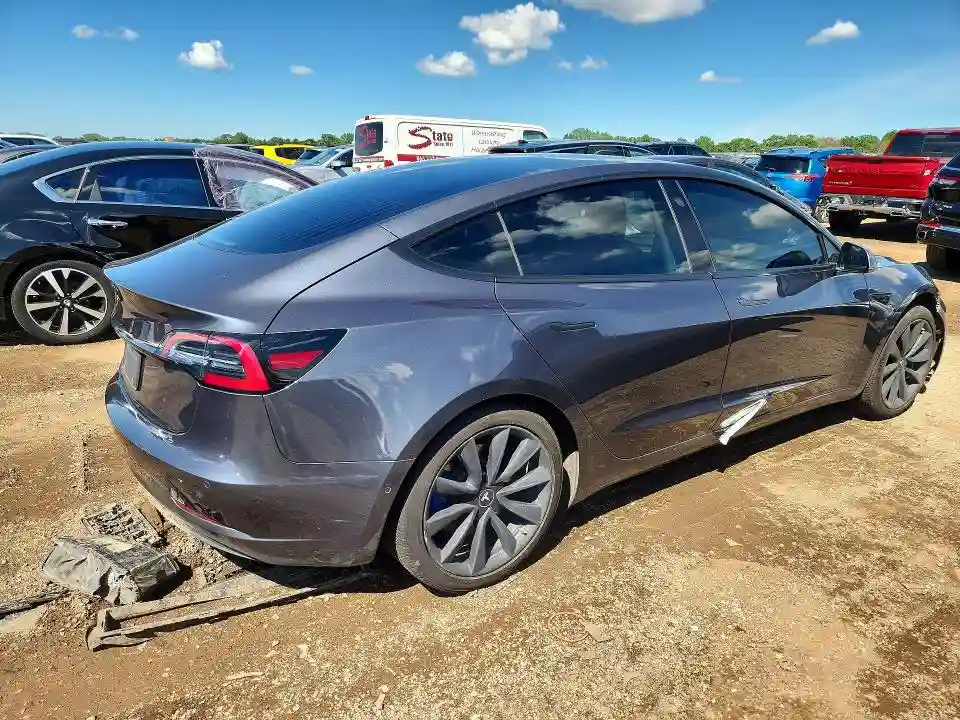 5YJ3E1EA4LF797459 2020 TESLA MODEL 3-2