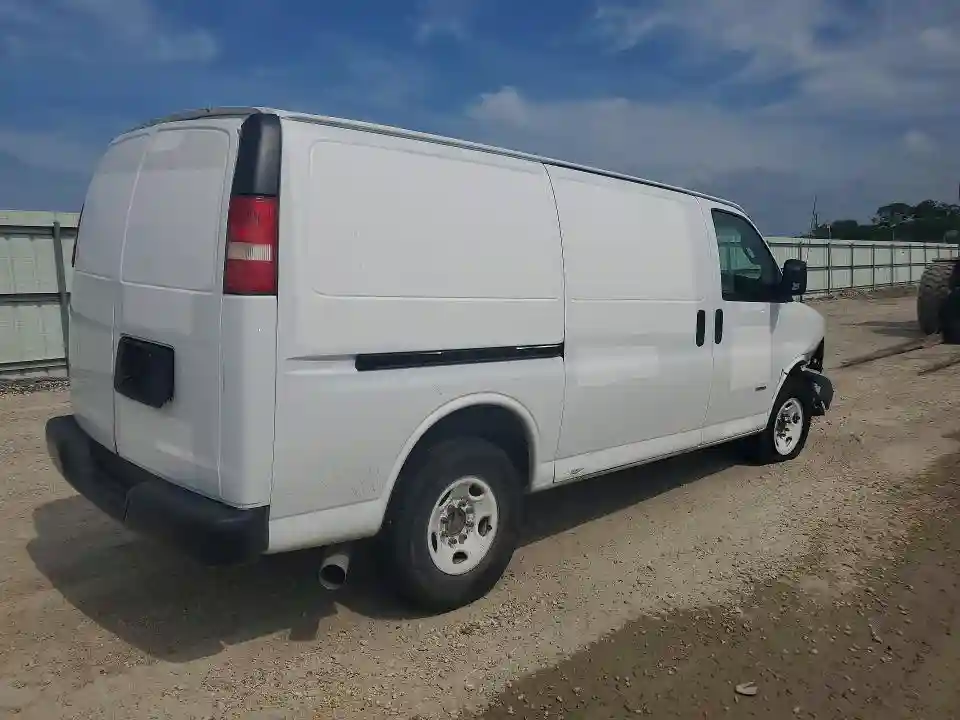 1GCWGAF13H1207418 2017 CHEVROLET EXPRESS-2