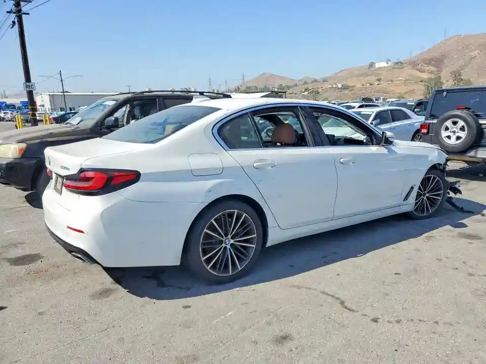 WBA13AG0XMCF03661 2021 BMW 5 SERIES-2