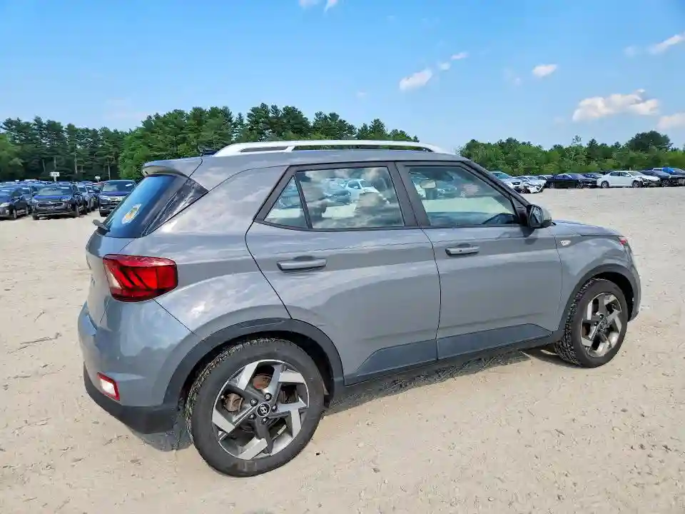 KMHRC8A35LU032599 2020 HYUNDAI VENUE-2