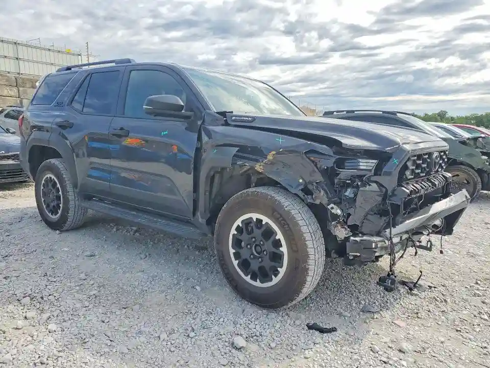 JTEVB5BR0S5014099 2025 TOYOTA 4RUNNER-3