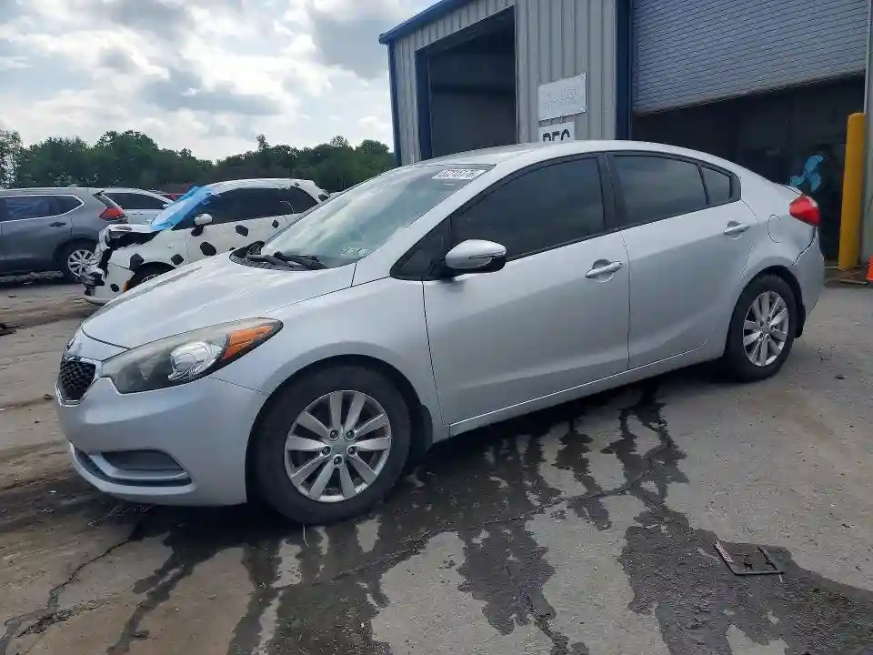 KNAFX4A64G5469392 2016 KIA FORTE-0