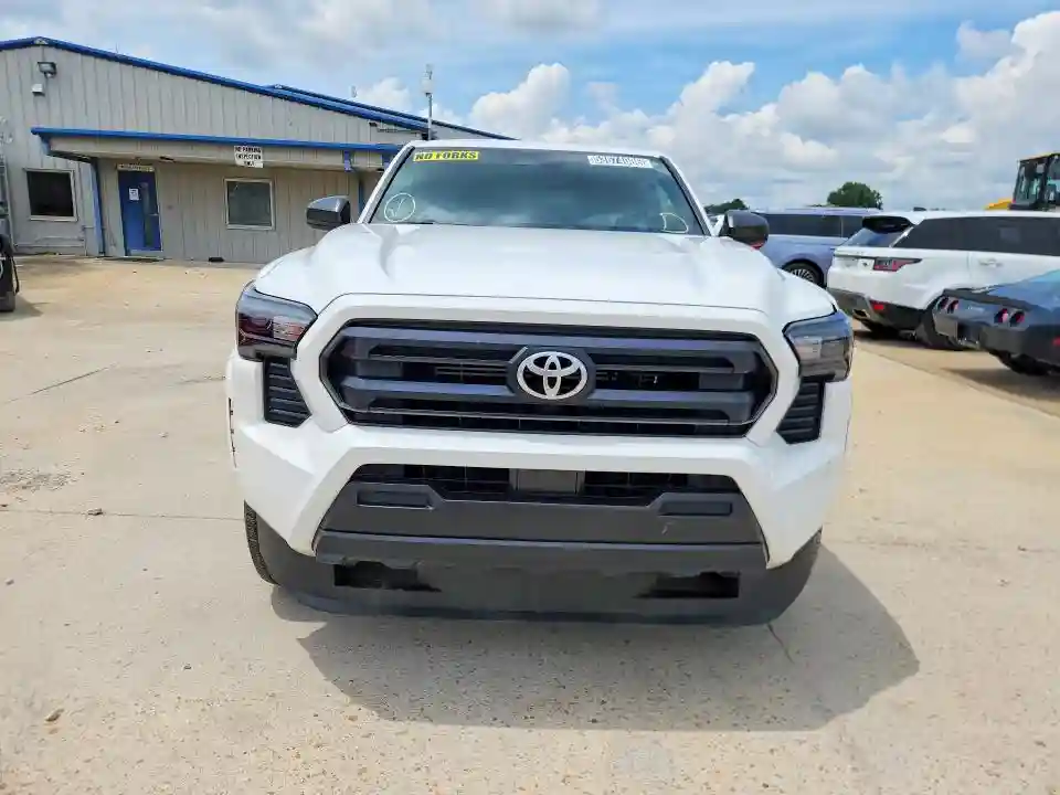 3TYJDAHN2RT006623 2024 TOYOTA TACOMA-4