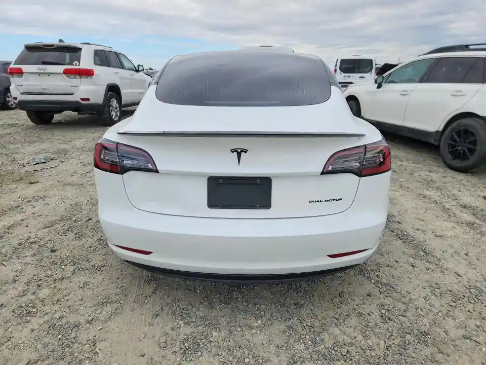 5YJ3E1EB6KF421904 2019 TESLA MODEL 3-5