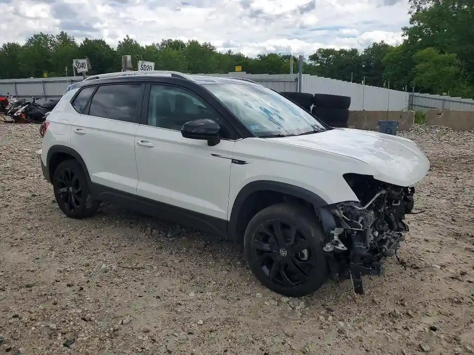 3VVEX7B29PM370493 2023 VOLKSWAGEN TAOS SE-3