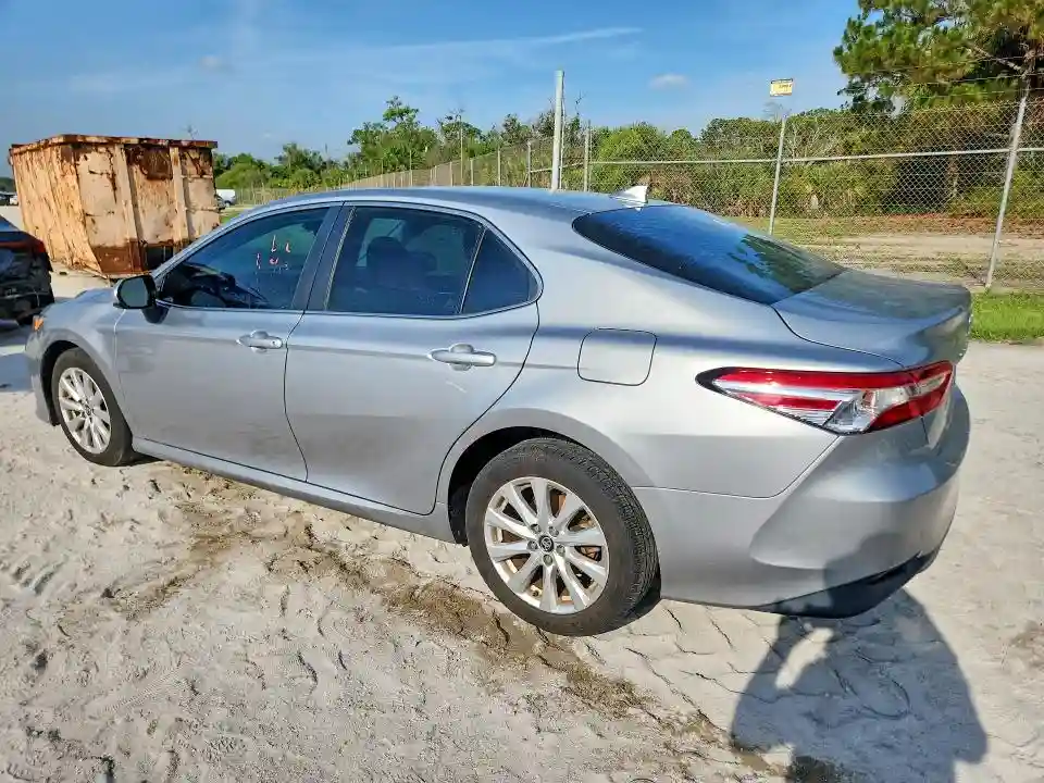4T1B11HK1KU232566 2019 TOYOTA CAMRY-1