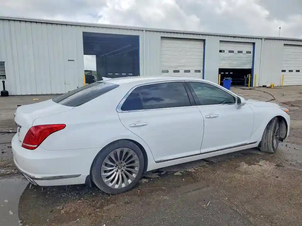 KMHG34JA9JU040149 2018 GENESIS G90-2