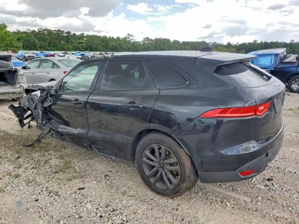 SADCJ2FX7KA610943 2019 JAGUAR F-PACE-1