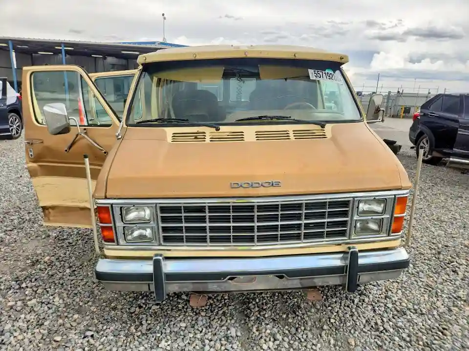 2B6HB23T7FK217717 1985 DODGE B SERIES-4
