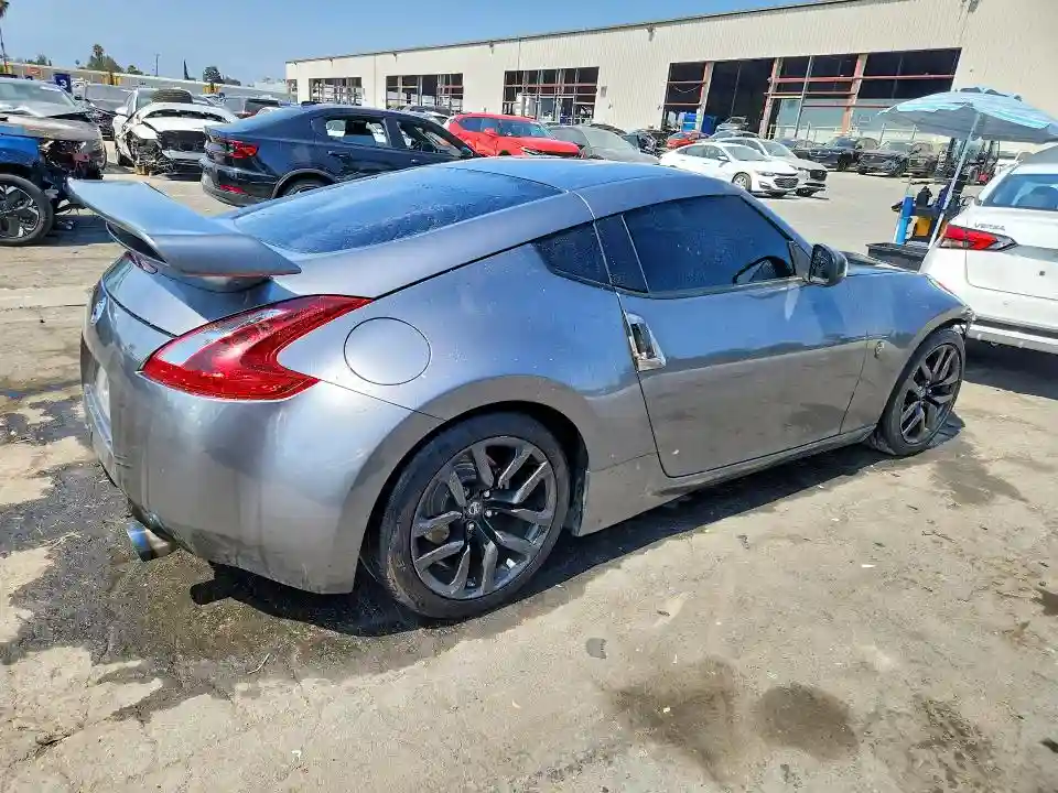 JN1AZ4EH8LM822951 2020 NISSAN 370Z-2