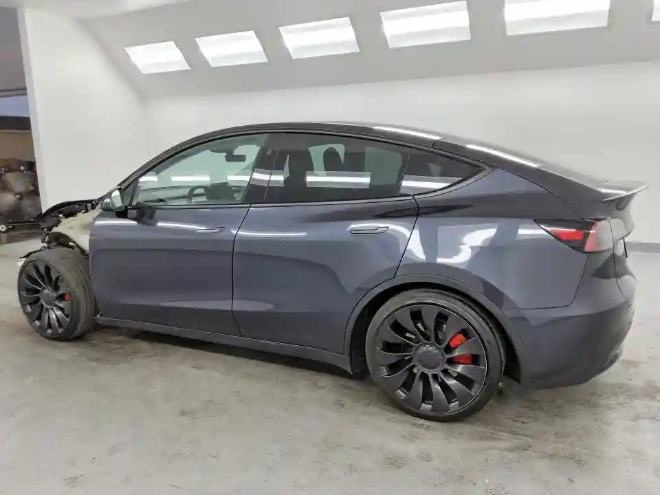 7SAYGDEF6RF160002 2024 TESLA MODEL Y-1