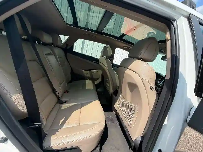KM8J33A21JU753278 2018 HYUNDAI TUCSON-5