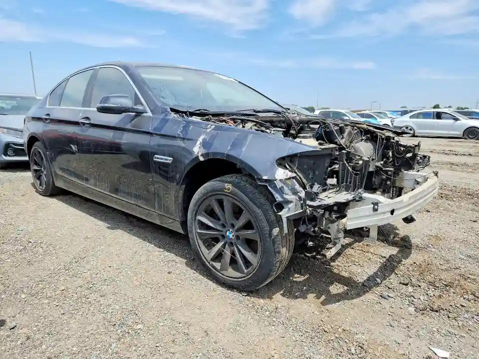 WBA5A5C56FD520094 2015 BMW 5 SERIES-3