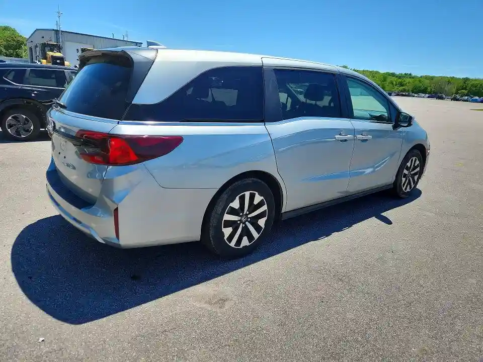 5FNRL6H69SB071048 2025 HONDA ODYSSEY-2