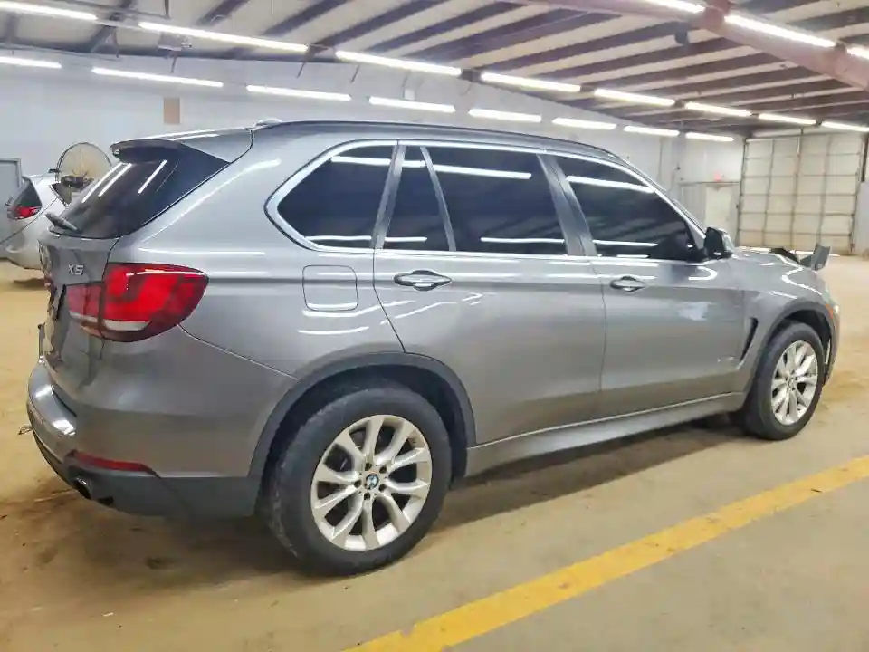 5UXKR0C5XG0P30464 2016 BMW X5-2