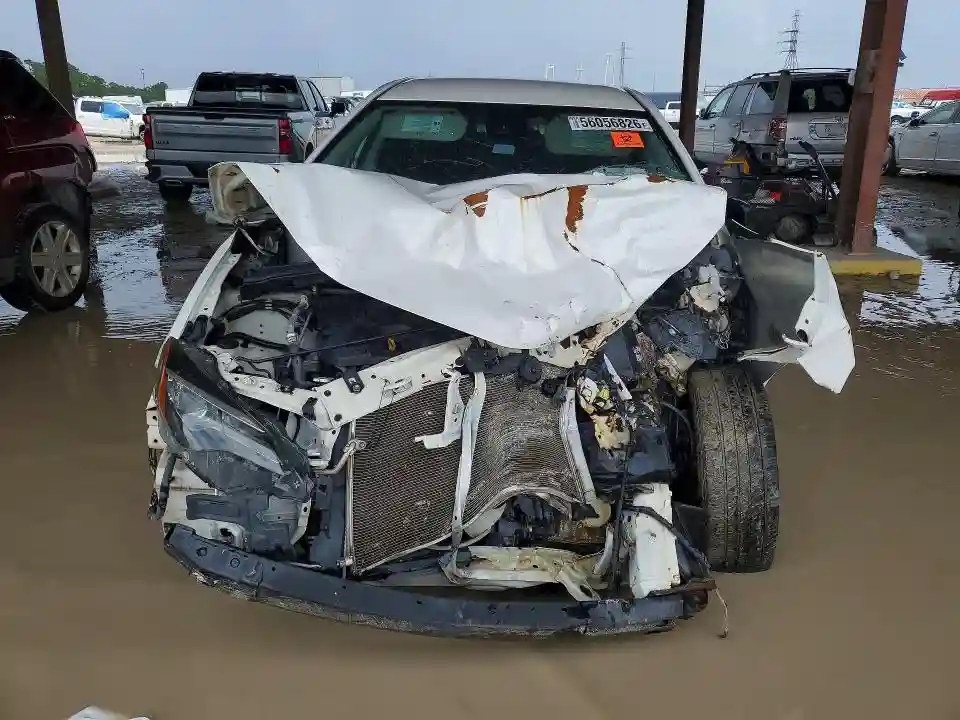 2T1BURHE4KC241439 2019 TOYOTA COROLLA-4