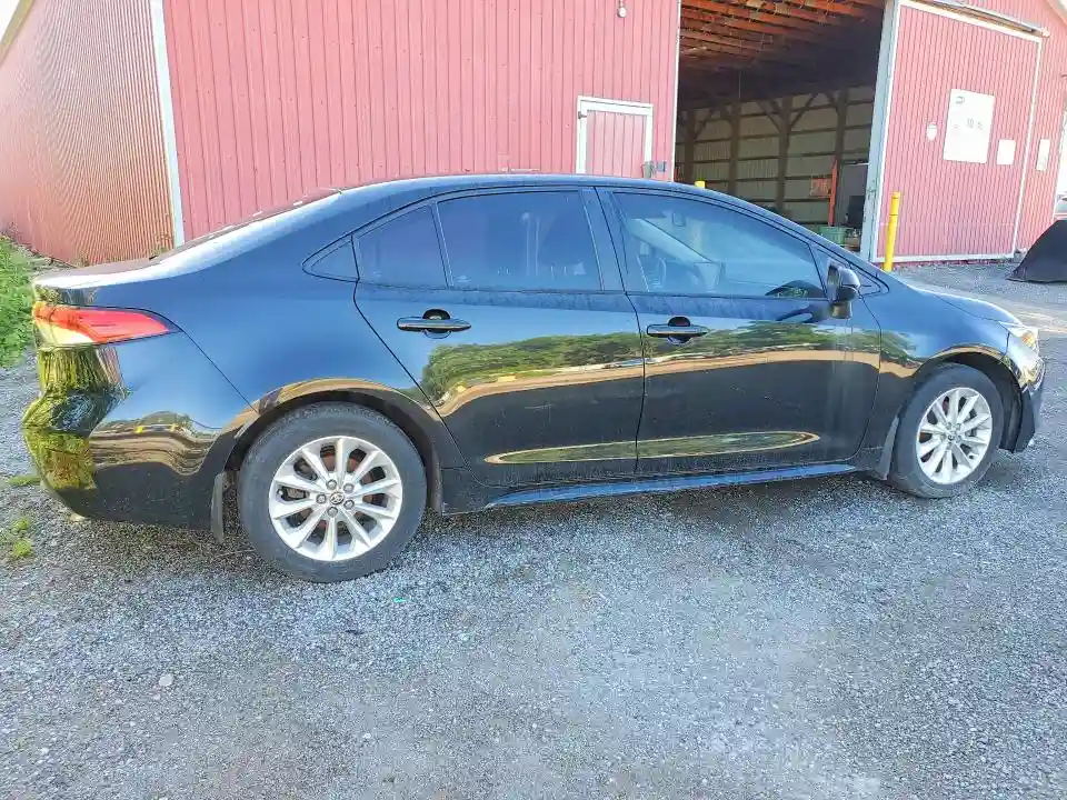 5YFBPMBE9NP289414 2022 TOYOTA COROLLA-2