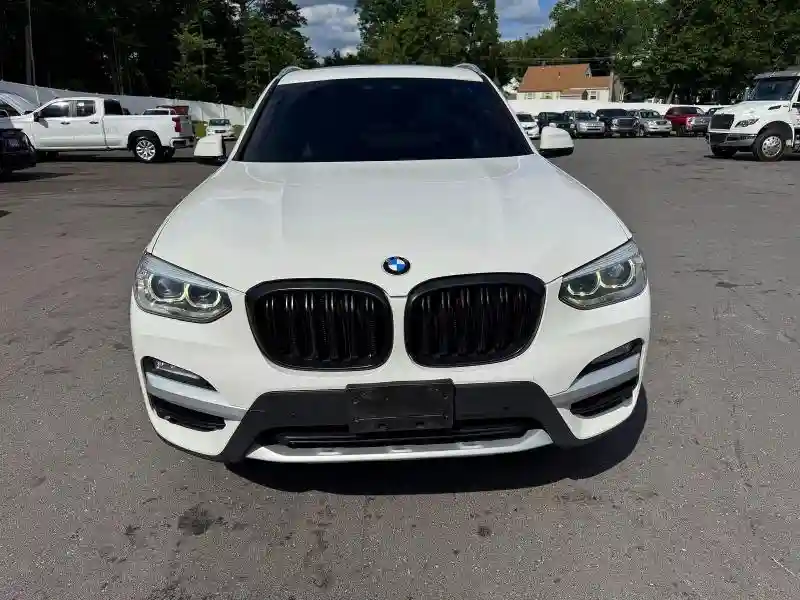 5UXTR9C54JLC77153 2018 BMW X3-4