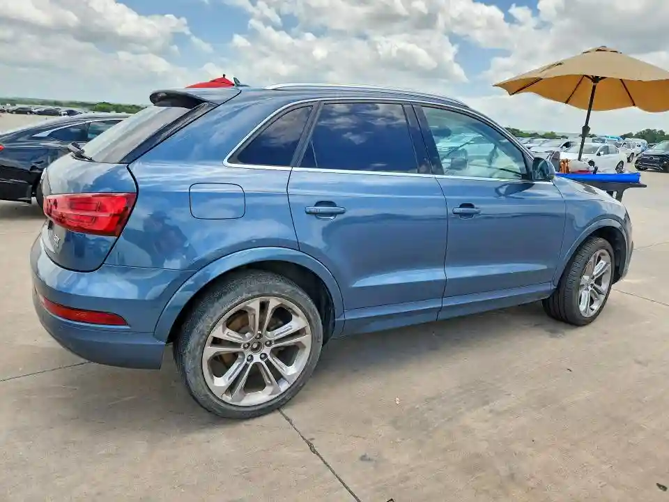 WA1JCCFSXHR006489 2017 AUDI Q3-2