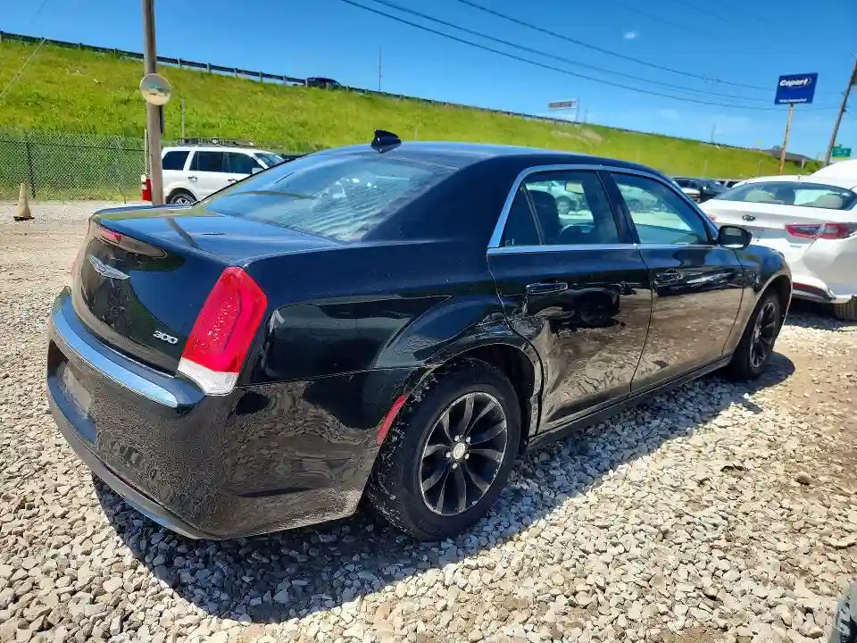 2C3CCAAG0FH882317 2015 CHRYSLER 300-2