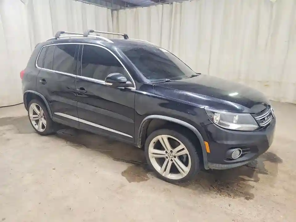 WVGAV7AX2GW067339 2016 VOLKSWAGEN TIGUAN-3