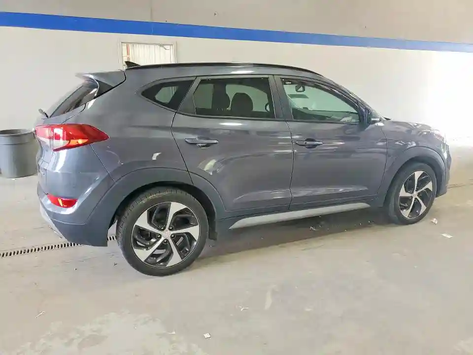 KM8J3CA20JU823336 2018 HYUNDAI TUCSON-2