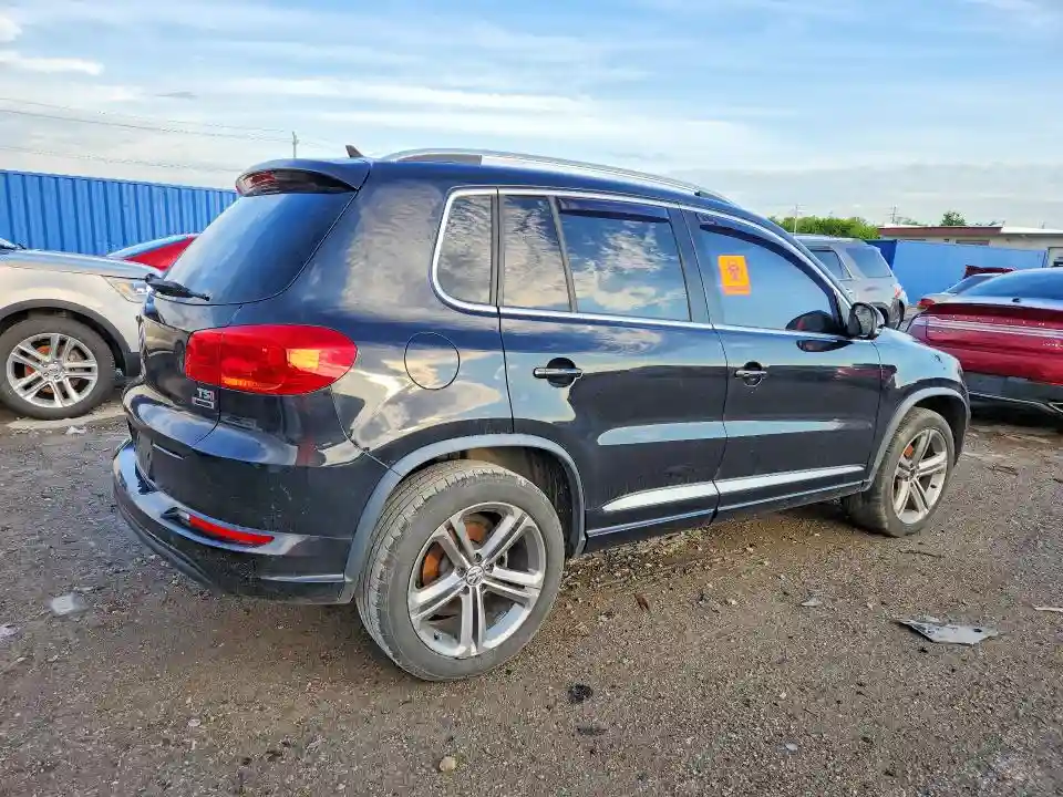 WVGUV7AX7HW504895 2017 VOLKSWAGEN TIGUAN-2