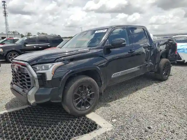 5TFWC5DB1SX105909 2025 TOYOTA TUNDRA-0
