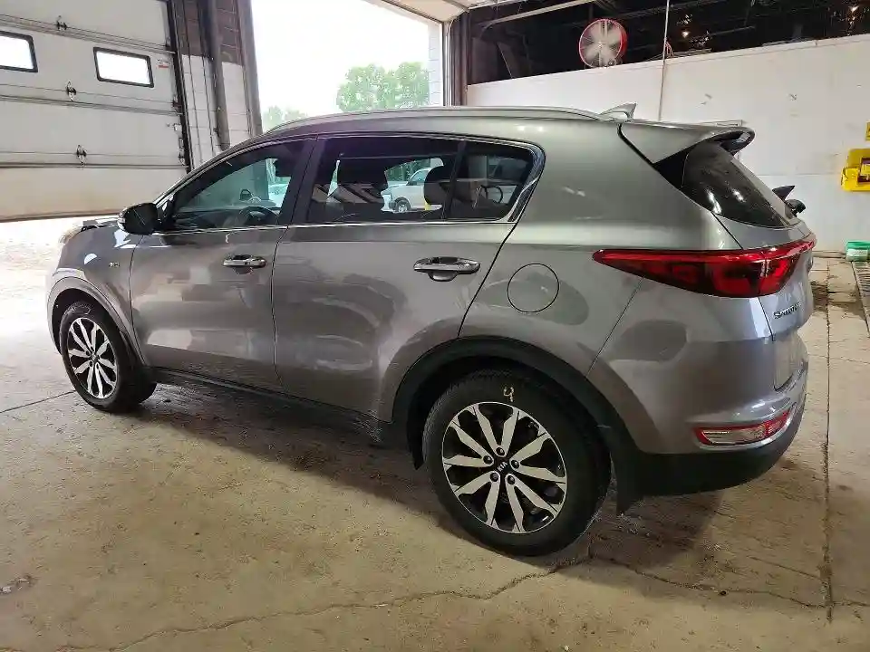 KNDPNCACXJ7390253 2018 KIA SPORTAGE-1