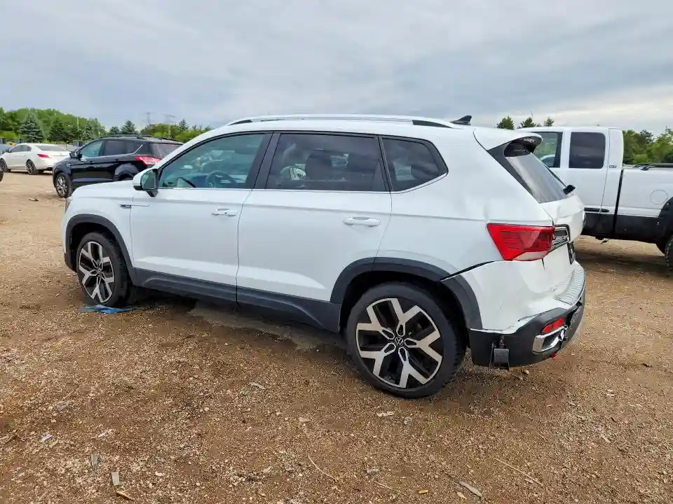 3VV2X7B2XPM308605 2023 VOLKSWAGEN TAOS-1