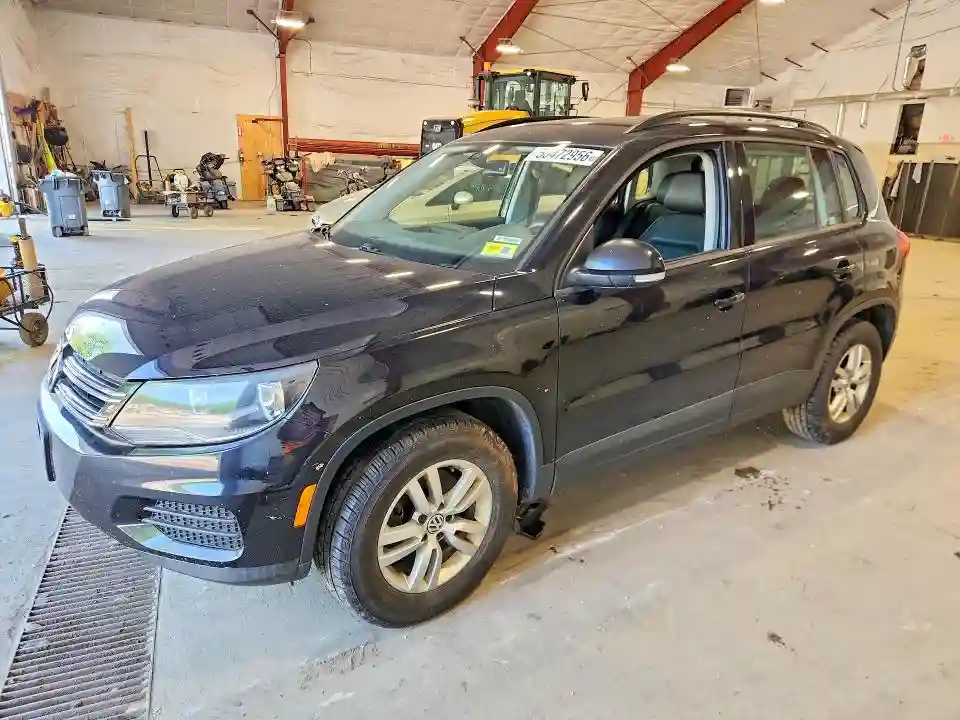 WVGBV7AX3HK000505 2017 VOLKSWAGEN TIGUAN-0