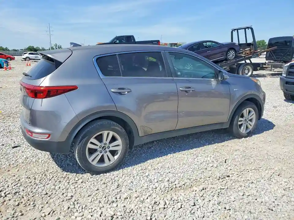 KNDPMCAC7J7303914 2018 KIA SPORTAGE-2